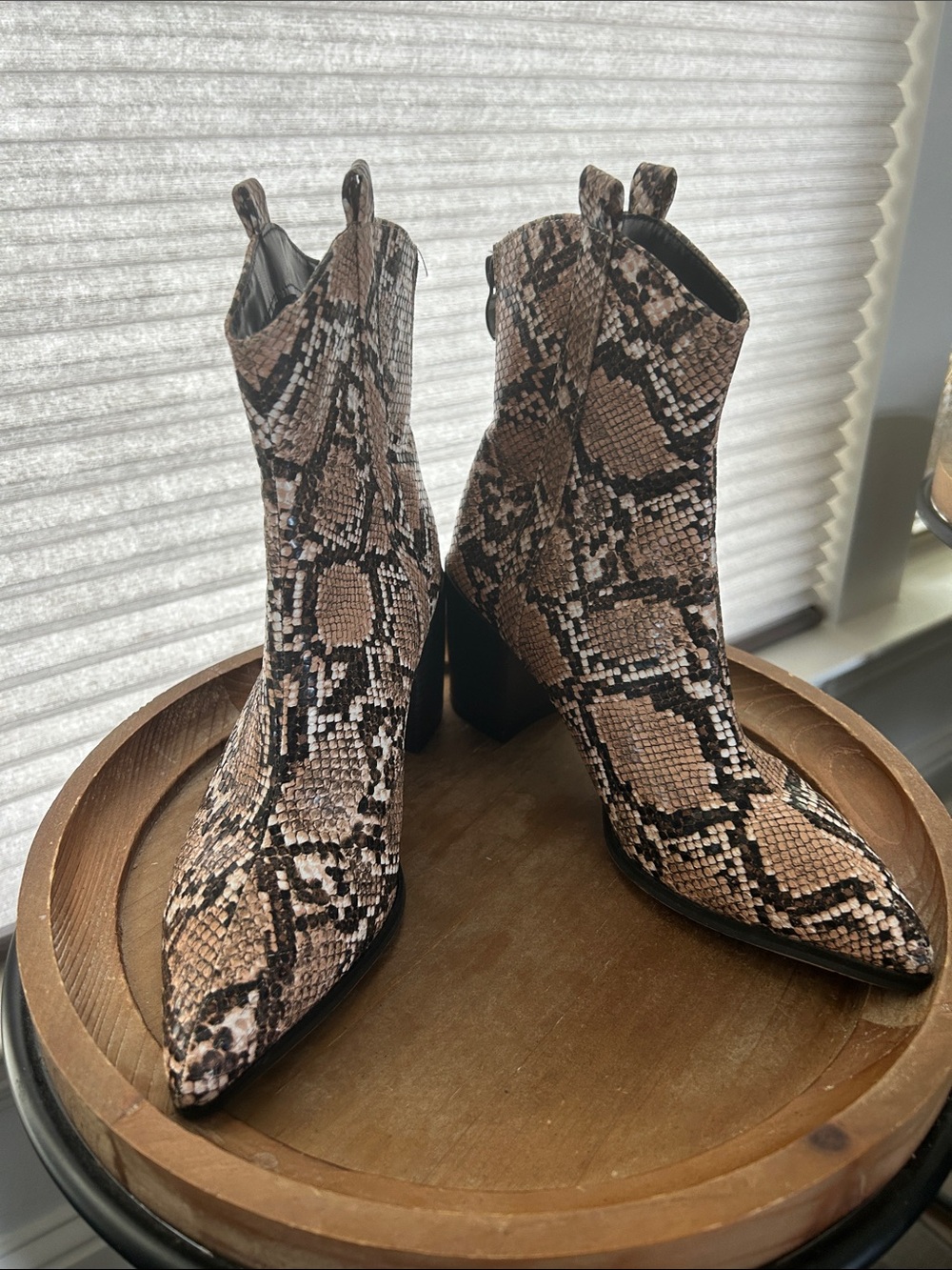 Snake-Print Pointed Toe Ankle Boots - Brown